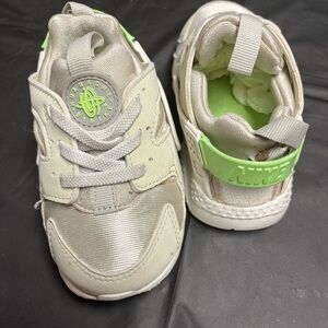 Kids Silver and Green Sneakers